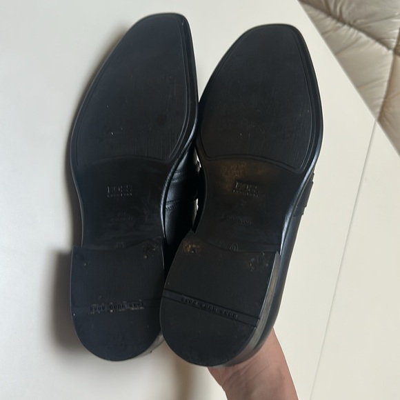 HUGO BOSS LEATHER LOAFERS WITH BRANDED HARDWARE TRIM Men's SIZE 6.5 - Picture 9 of 10